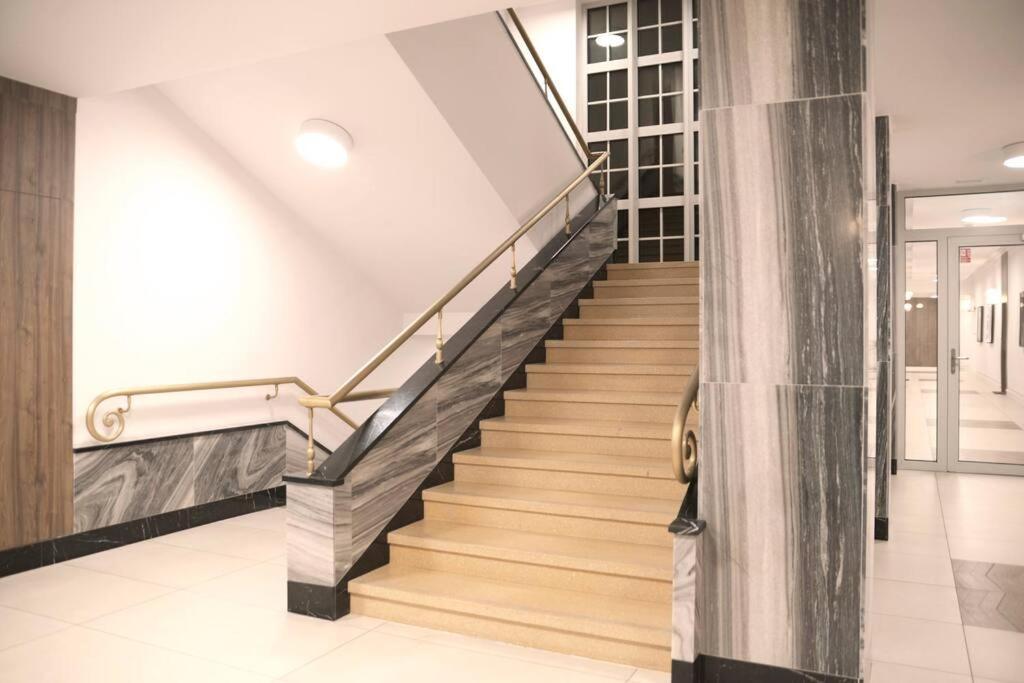 Elegant Apartment In The City Center Wroclaw Dış mekan fotoğraf